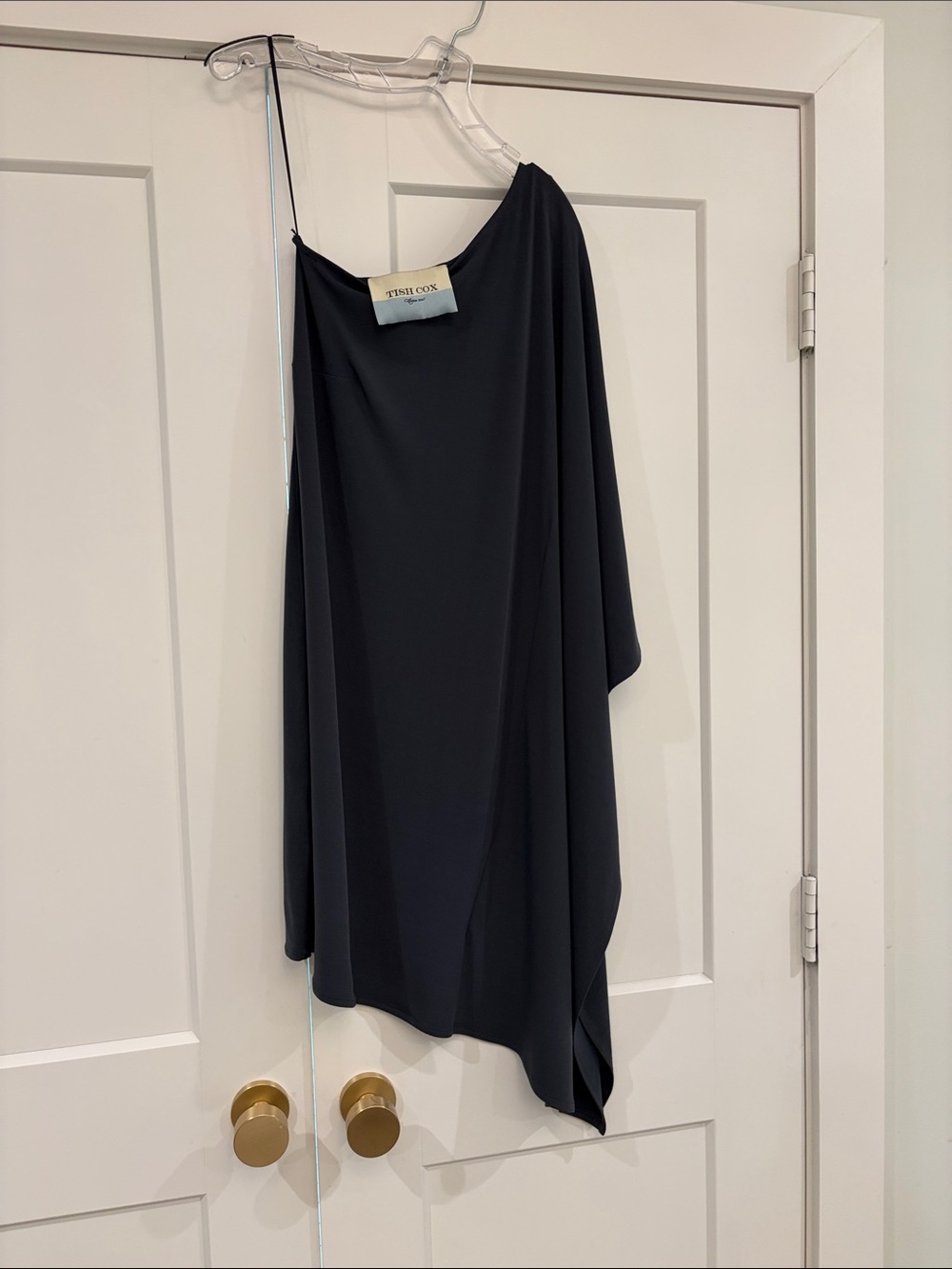 TISH COX Fabulous Jersey very stretchy fabric one shoulder grey dress size small
